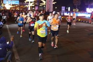 BIB: 23946, 21475
                            <button type="button" onclick="openModal(23218507)" class="btn btn-primary btn-sm float-right btn-popup" data-toggle="modal" data-target=".modal-high-quality">
                        <i class="fas fa-shopping-cart"></i> Add to Cart
                    </button>
                                            <button type="button" onclick="isThisMe(23218507, true)" class="btn btn-success btn-sm float-right btn-popup btn-isme hidden" data-toggle="tooltip" data-placement="bottom" title="นี่คือรูปของคุณใช่ไหม คลิกที่นี่เพื่อเอาเข้าอัลบั้ม">
                        <i class="fas fa-plus"></i> Add to album
                    </button>
                    <button type="button" onclick="isThisMe(23218507, false)" class="btn btn-warning btn-sm float-right btn-popup btn-isnotme hidden">
                        <i class="fas fa-ban"></i> Remove from album
                    </button>